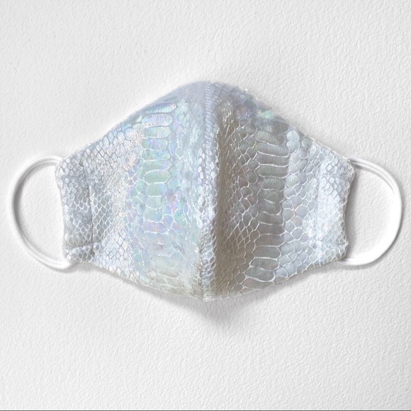 Accessories - 😷 Double Layered Reversible Face Mask w/Slot
